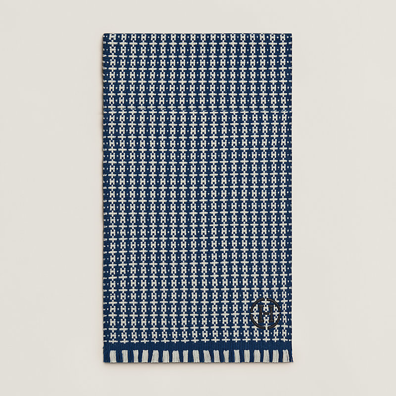 Graphique H scarf | Hermès Netherlands